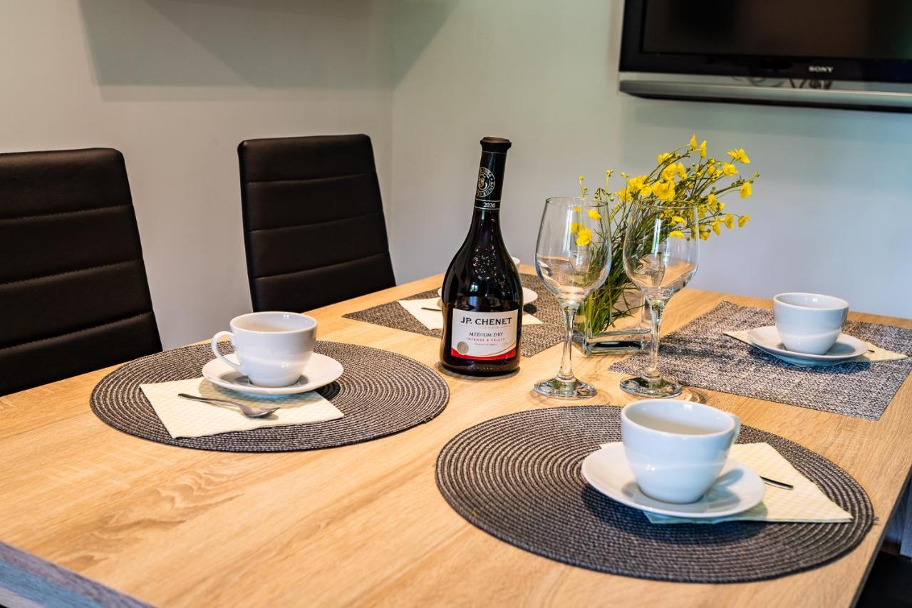 Apartamenty - Dom Smoldziński Las Bagian luar foto